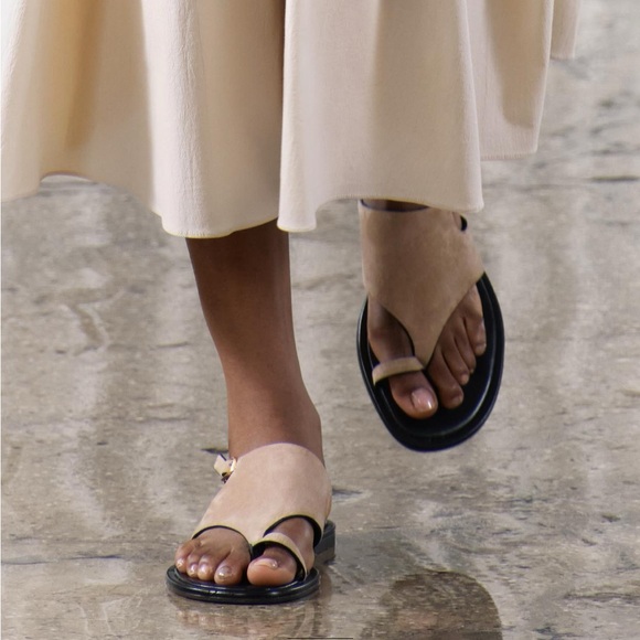 NWT Zara Asymmetric Suede Sandals - Picture 3 of 7